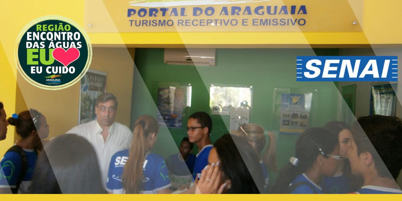 Visita técnica de alunos do Senai a uma agência de viagens